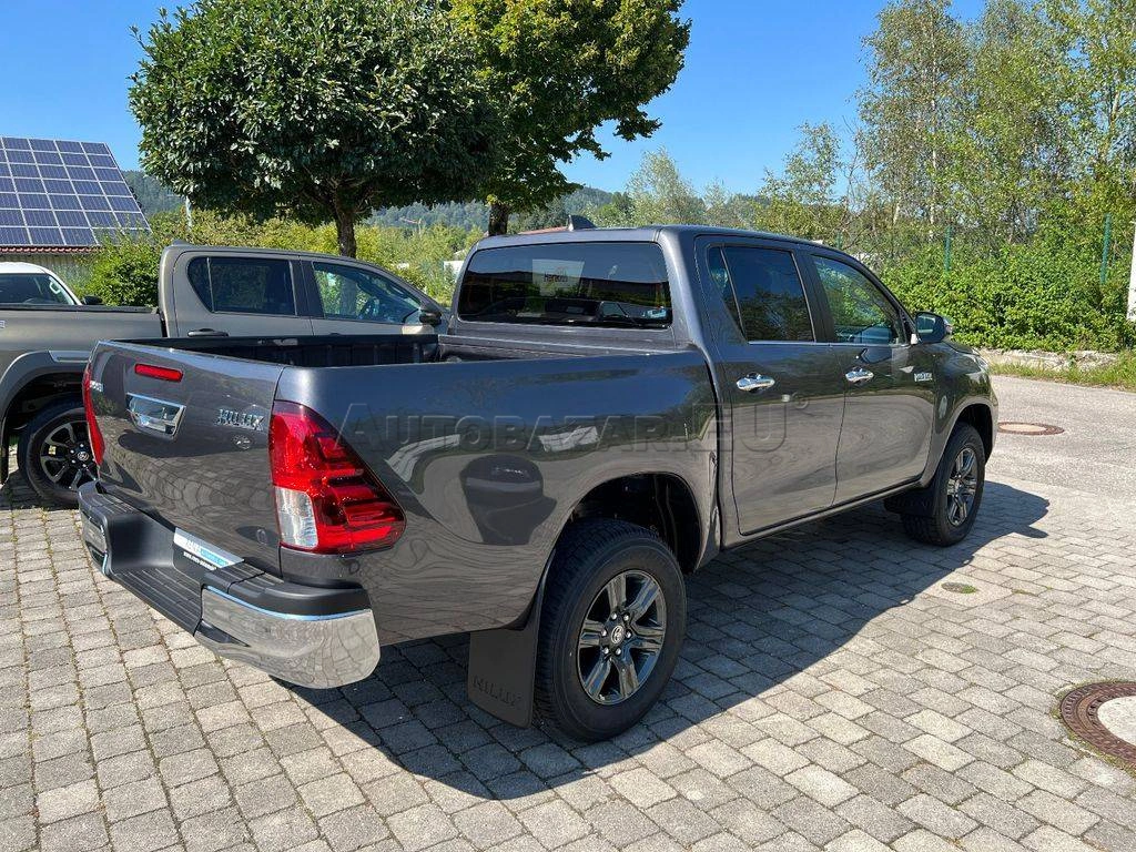 Toyota Hilux 4WD A/T