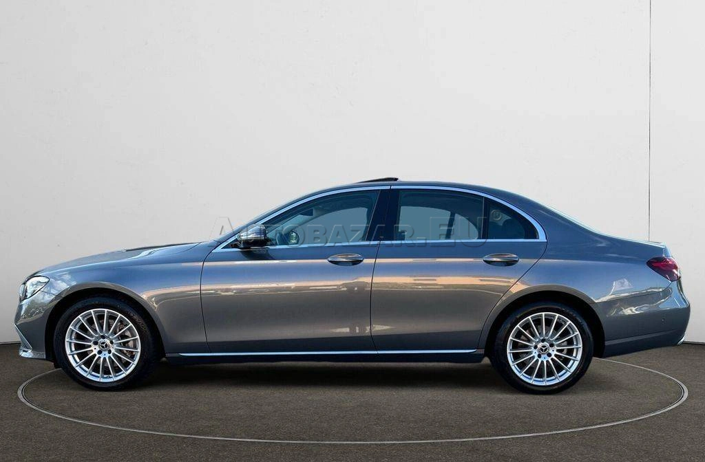 Mercedes-Benz E trieda Sedan 300 d mHEV 4MATIC A/T