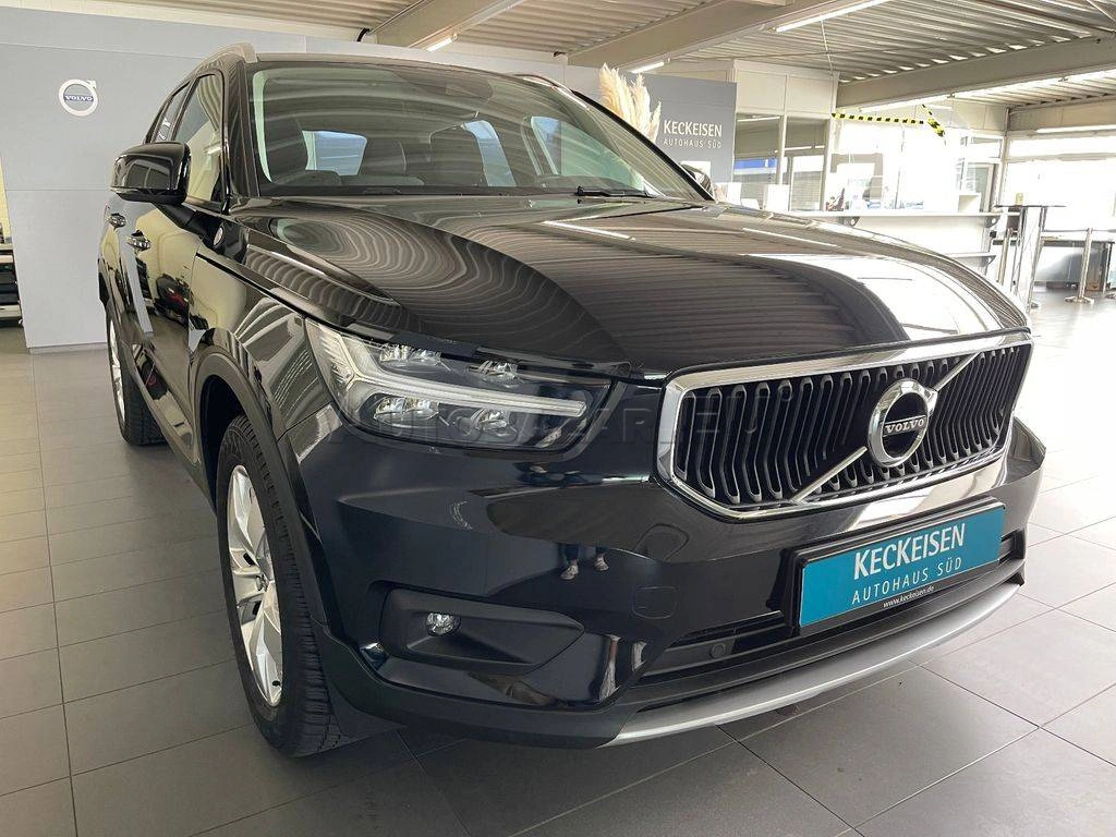 Volvo XC40 B4 Momentum Pro AWD A/T