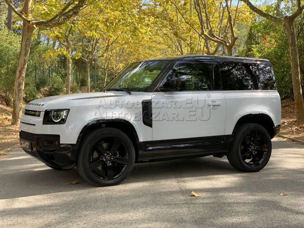 Land Rover Defender 90 5.0 V8 P525 A/T AWD