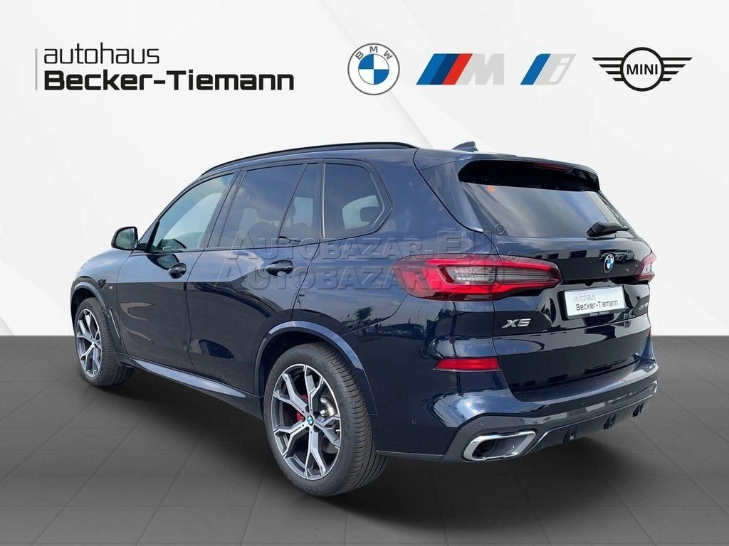 BMW X5 XDrive40i mHEV A/T