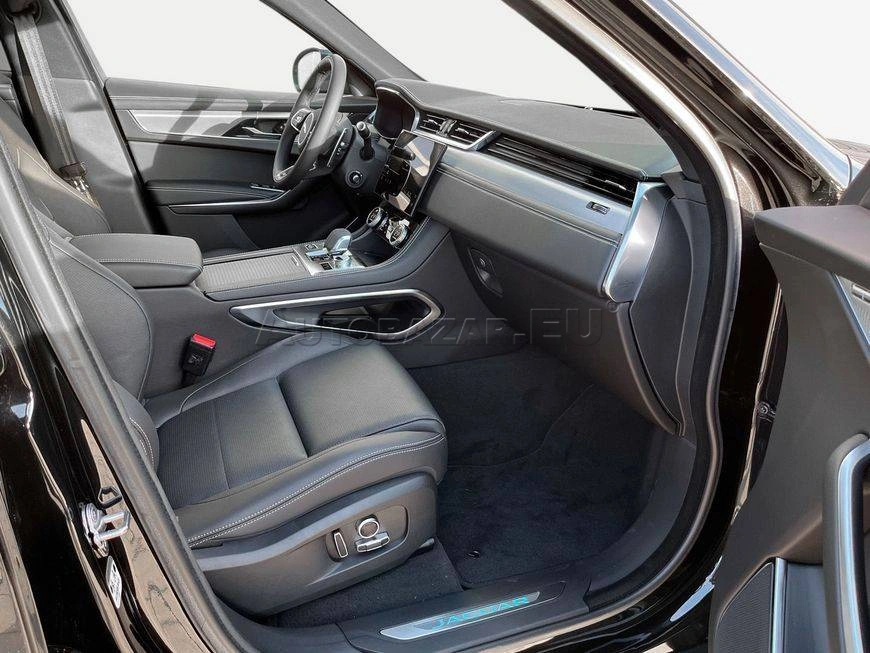 Jaguar F-Pace 2.0 I4 P250 R-Dynamic SE AWD A/T