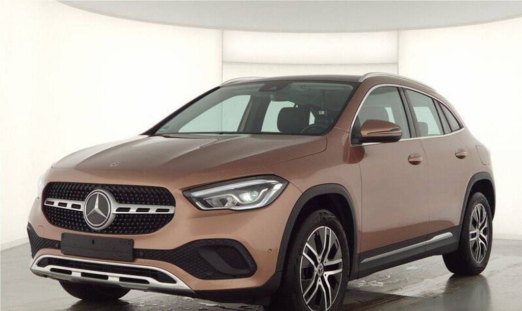 Mercedes-Benz GLA 200 d 4MATIC A/T