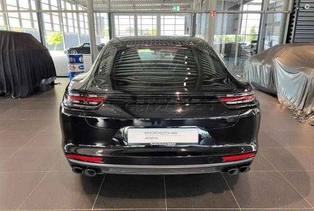 Porsche Panamera 4 A/T
