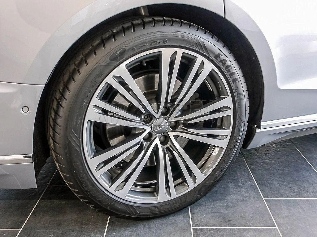 Audi A8 55 3.0 TFSI V6 quattro tiptronic