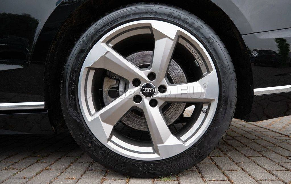 Audi A8 60 3.0 TFSIe V6 plug-in hybrid quattro tiptronic
