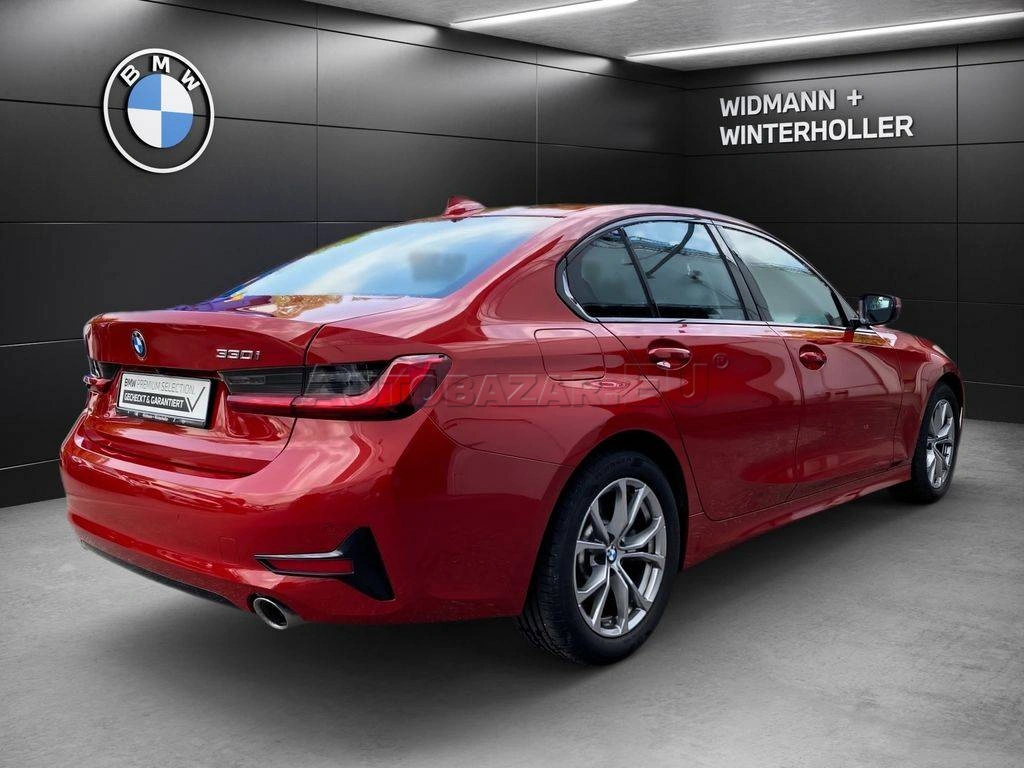 BMW Rad 3 330i A/T