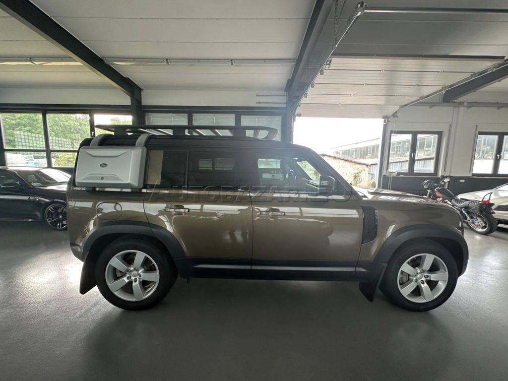 Land Rover Defender 110 3.0 I6 P400 MHEV First Edition A/T AWD