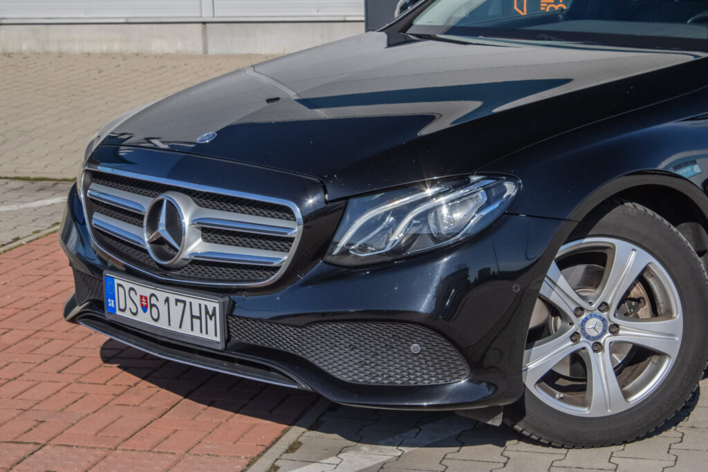 Mercedes-Benz E trieda