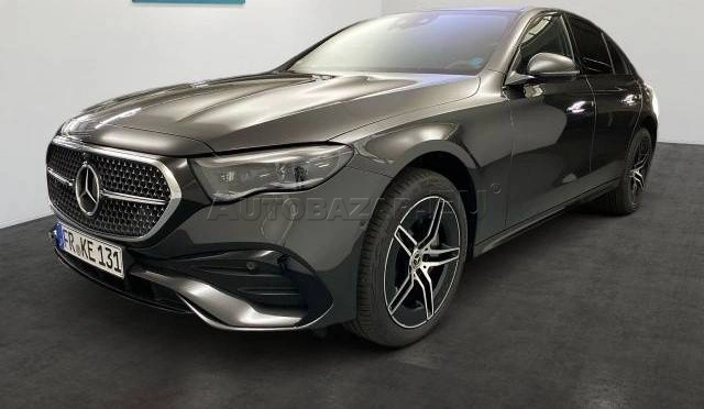 Mercedes-Benz E trieda Sedan Mercedes Benz  220 d AMG A/T