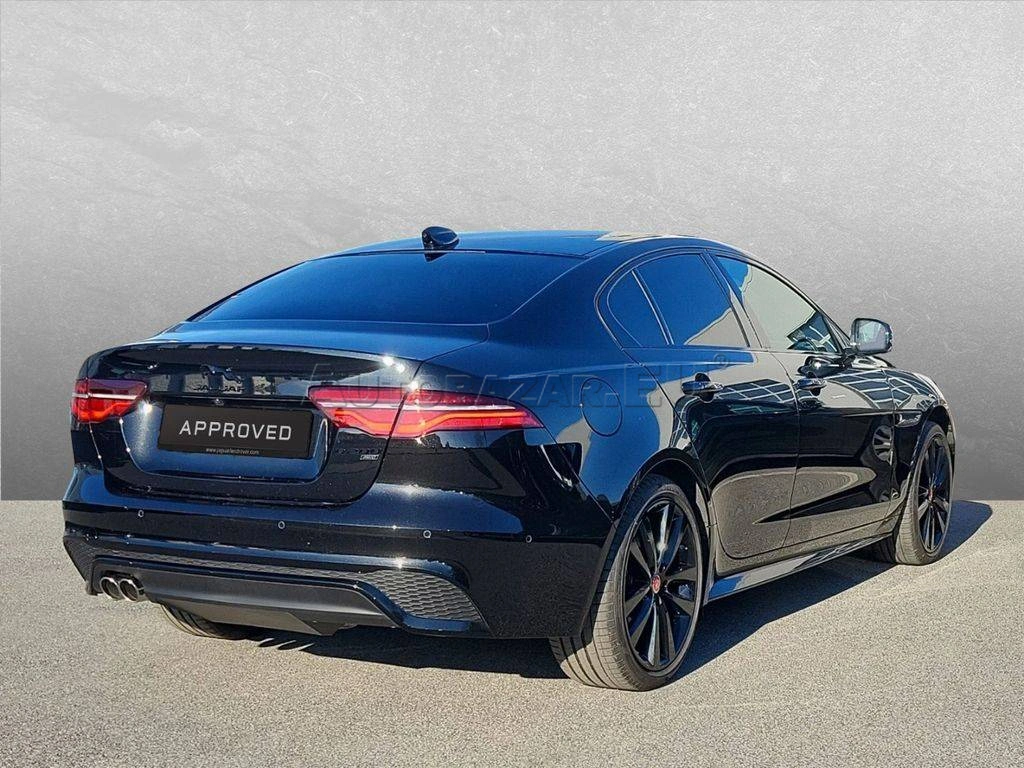 Jaguar XE 2.0D I4 D200 R-Dynamic Black AWD A/T