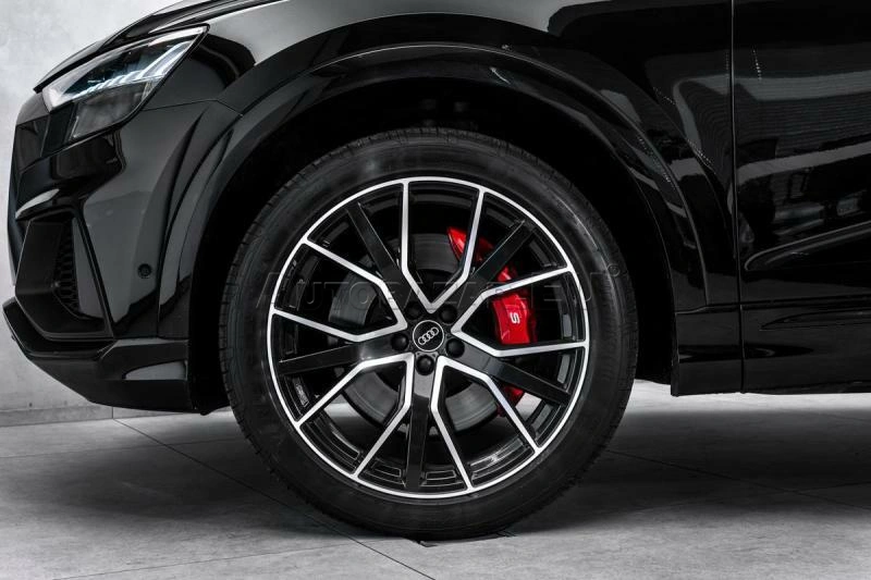 Audi SQ8 Karbon, Valcona, B&O, tažné