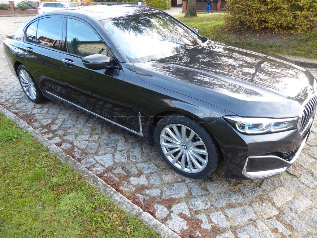 BMW Rad 7 730d mHEV A/T