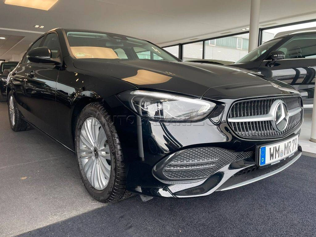 Mercedes-Benz C trieda Sedan 200 mHEV A/T