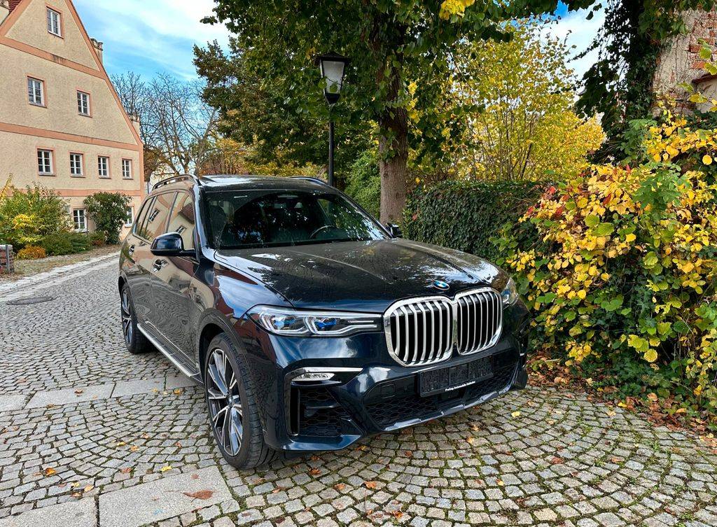 BMW X7 xDrive 40d mHEV A/T