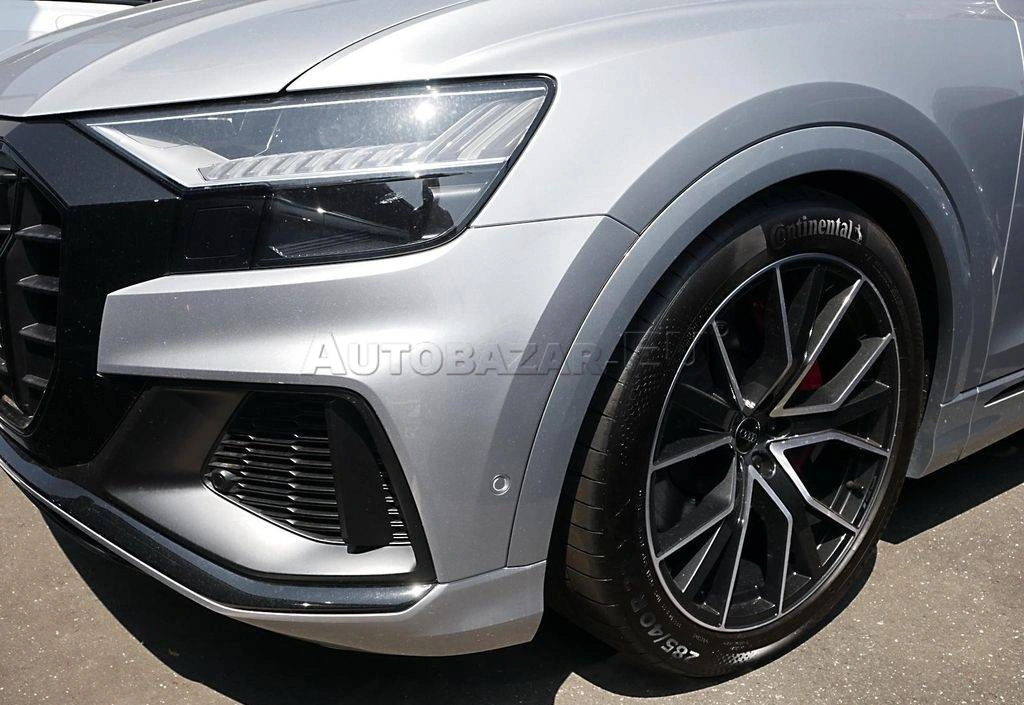 Audi Q8 SQ8 TFSI mHEV quattro tiptronic