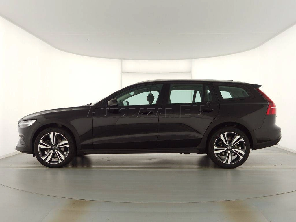 Volvo V60 Cross Country Pro AWD