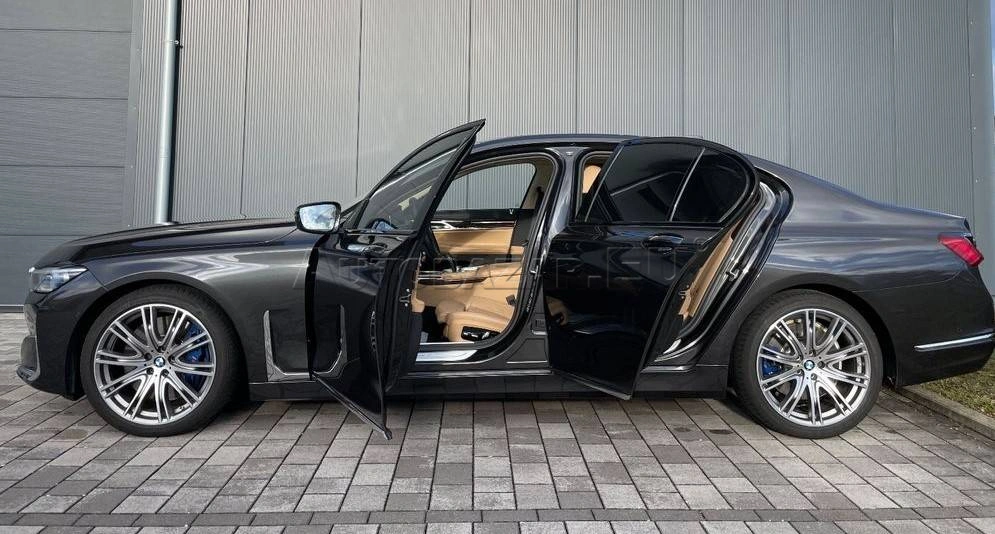 BMW Rad 7 730d mHEV xDrive A/T