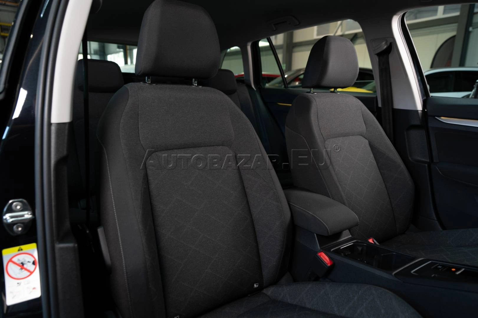 Volkswagen Golf 2022 na predaj – fotografia 11