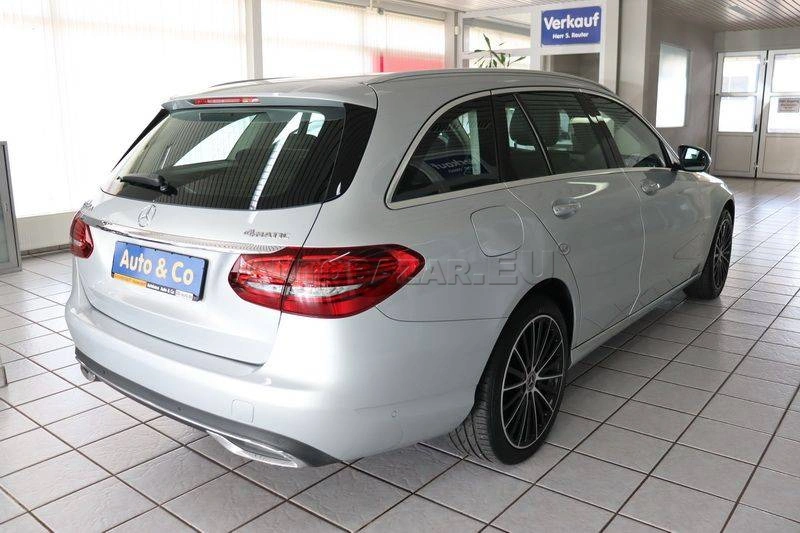 Mercedes-Benz C trieda Kombi 220 d A/T 4MATIC