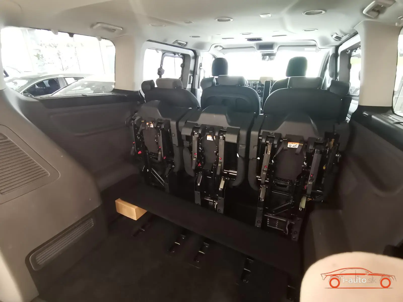 Ford Tourneo Custom 2018 na predaj – fotografia 6
