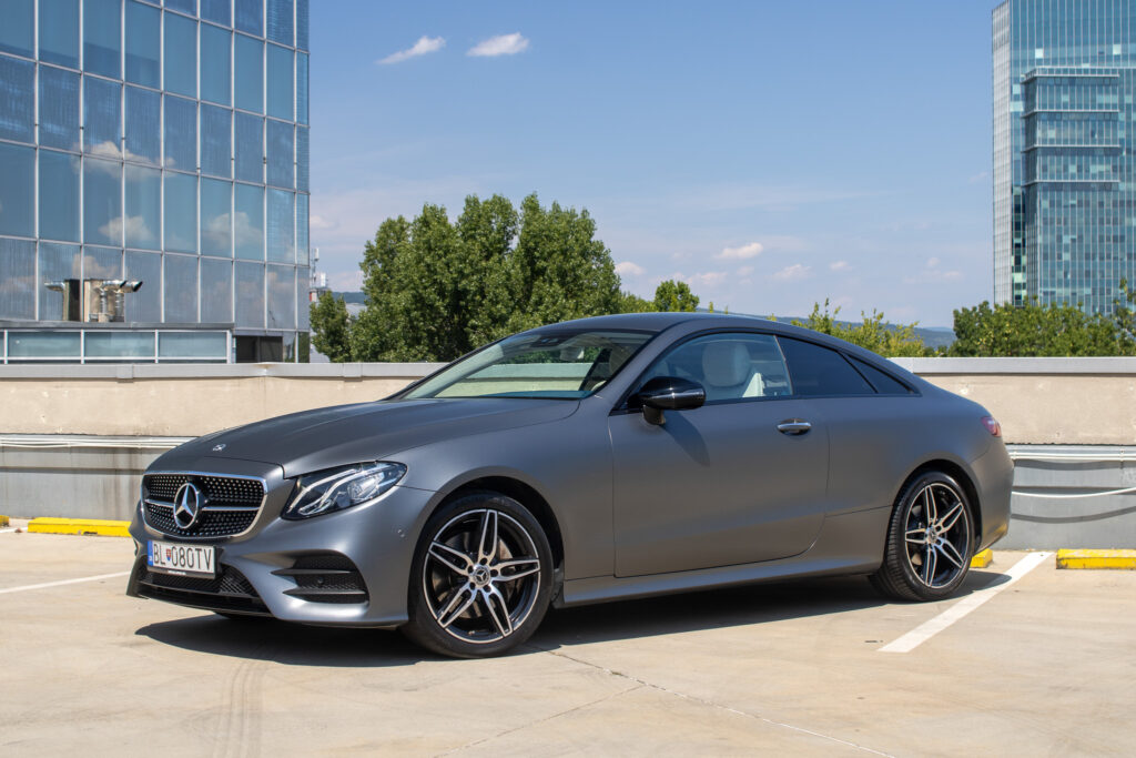 Mercedes-Benz E trieda Coupé
