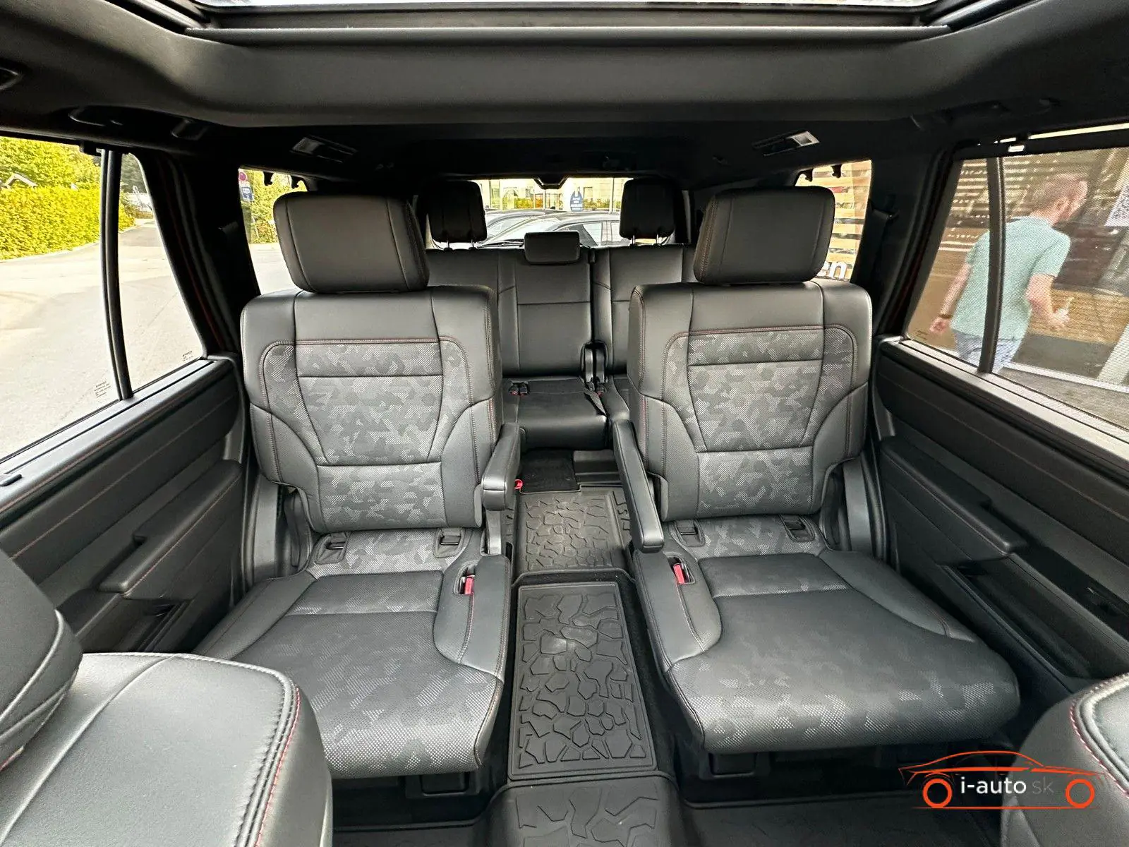 Toyota Sequoia 2024 na predaj – fotografia 13