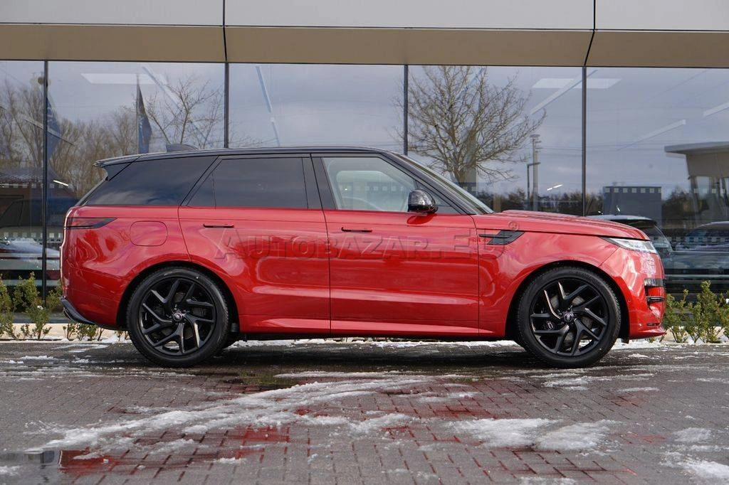 Land Rover Range Rover Sport 3.0 I6 D300 MHEV Dynamic SE AWD A/T