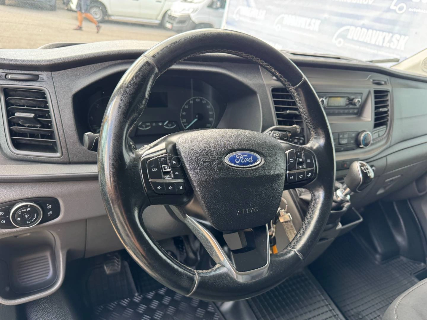 Ford Transit 2020 na predaj – fotografia 41