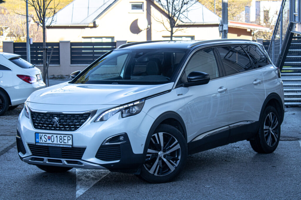 Peugeot 5008