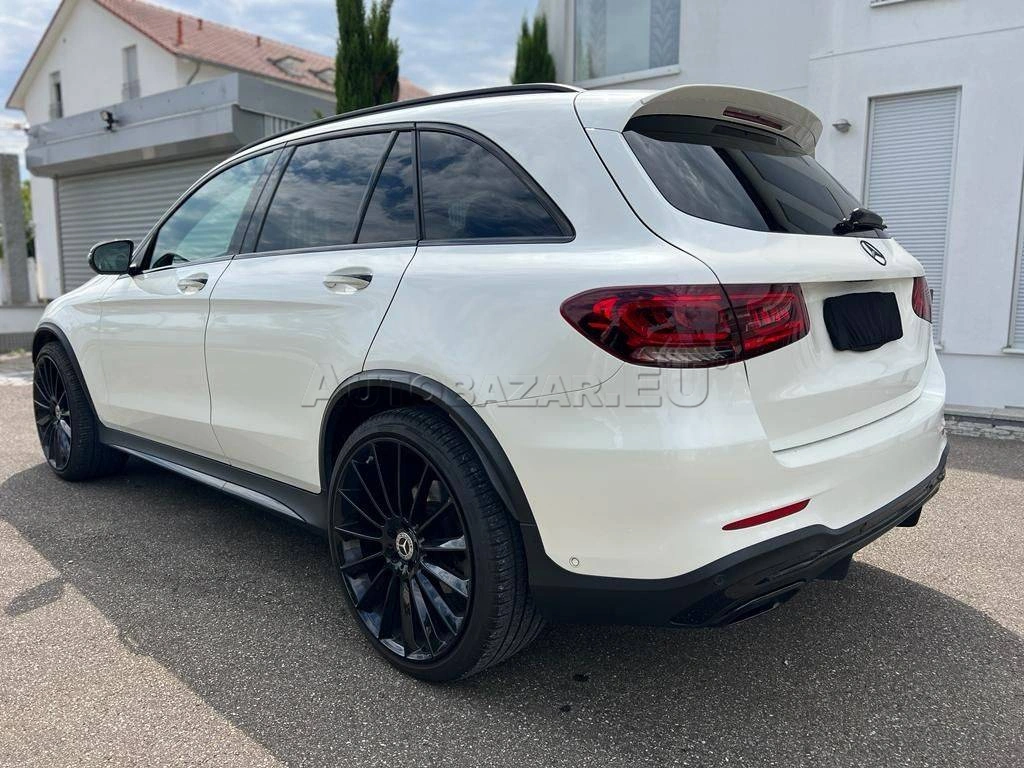 Mercedes-Benz GLC SUV 300 d 4MATIC A/T