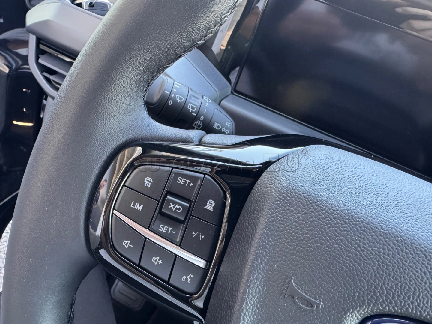 Ford Tourneo Custom 2025 na predaj – fotografia 42