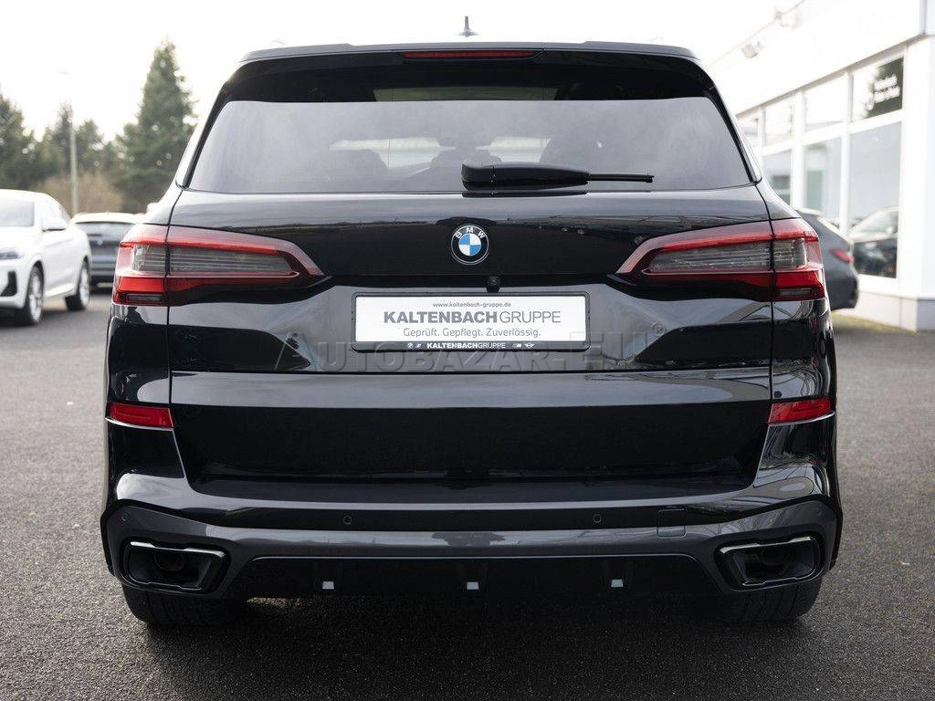 BMW X5 xDrive45e