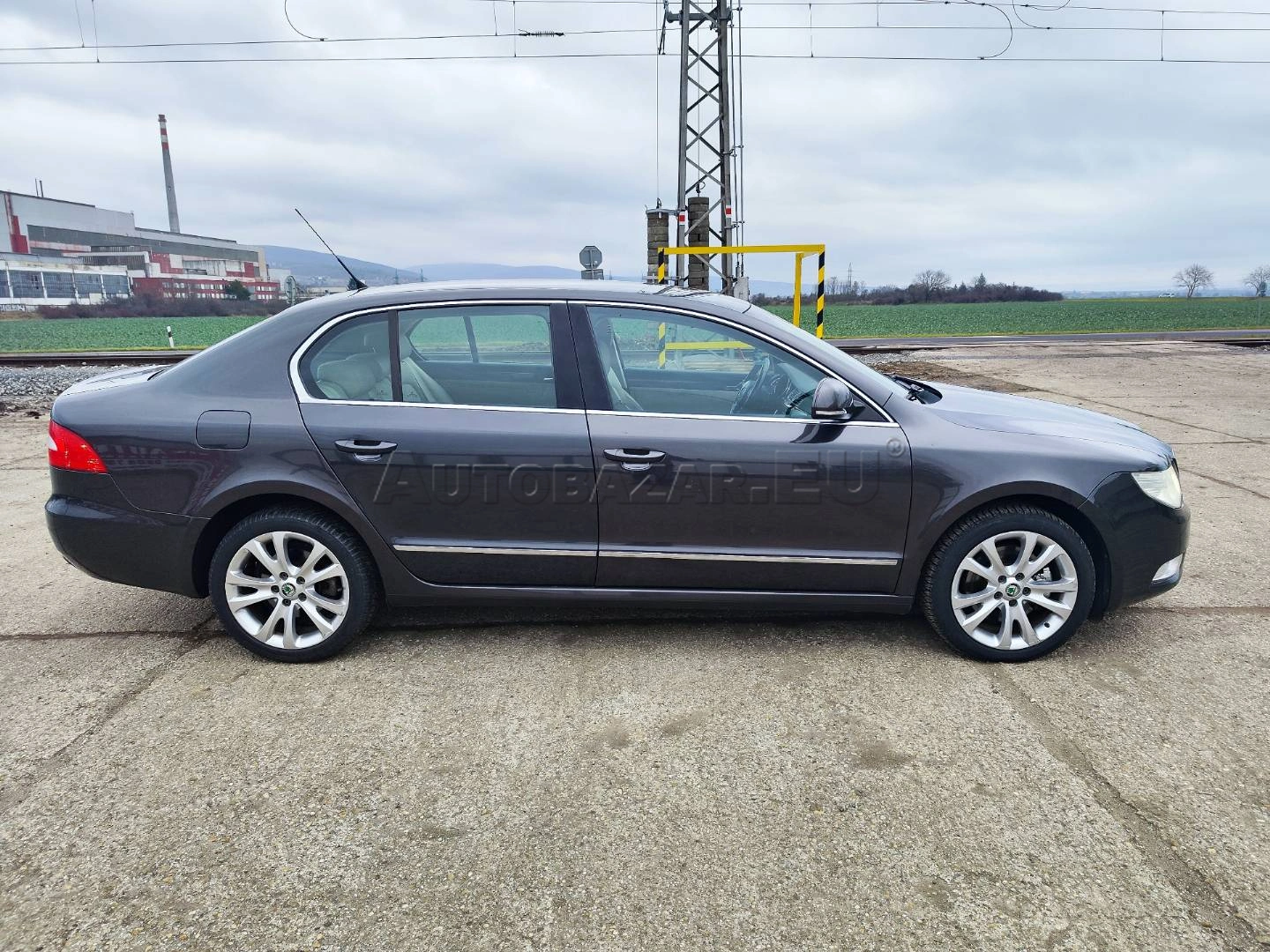 Škoda Superb 1.8 TSI Elegance