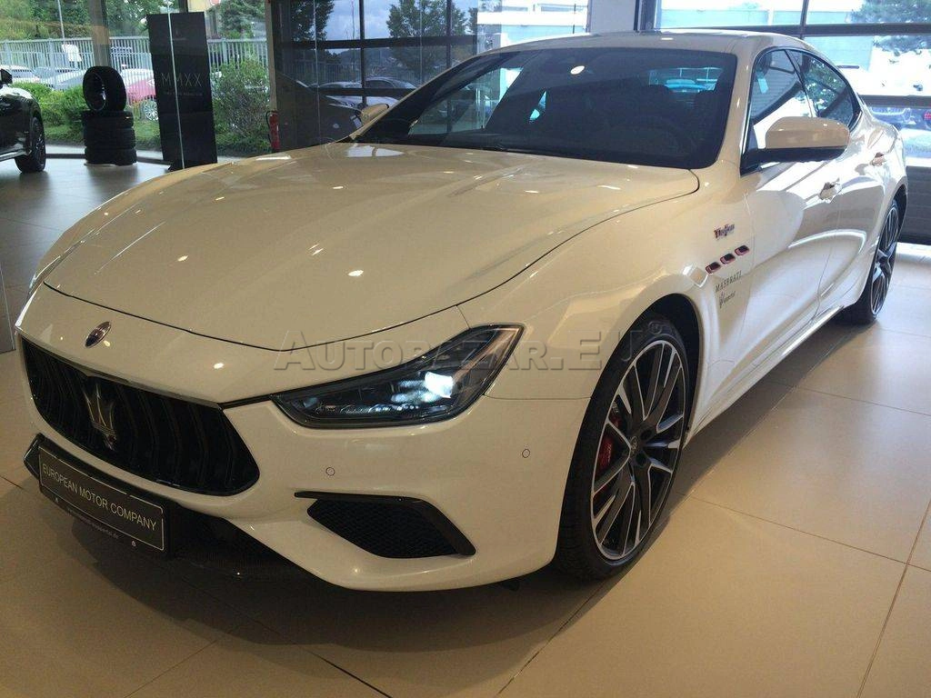 Maserati Ghibli Trofeo V8