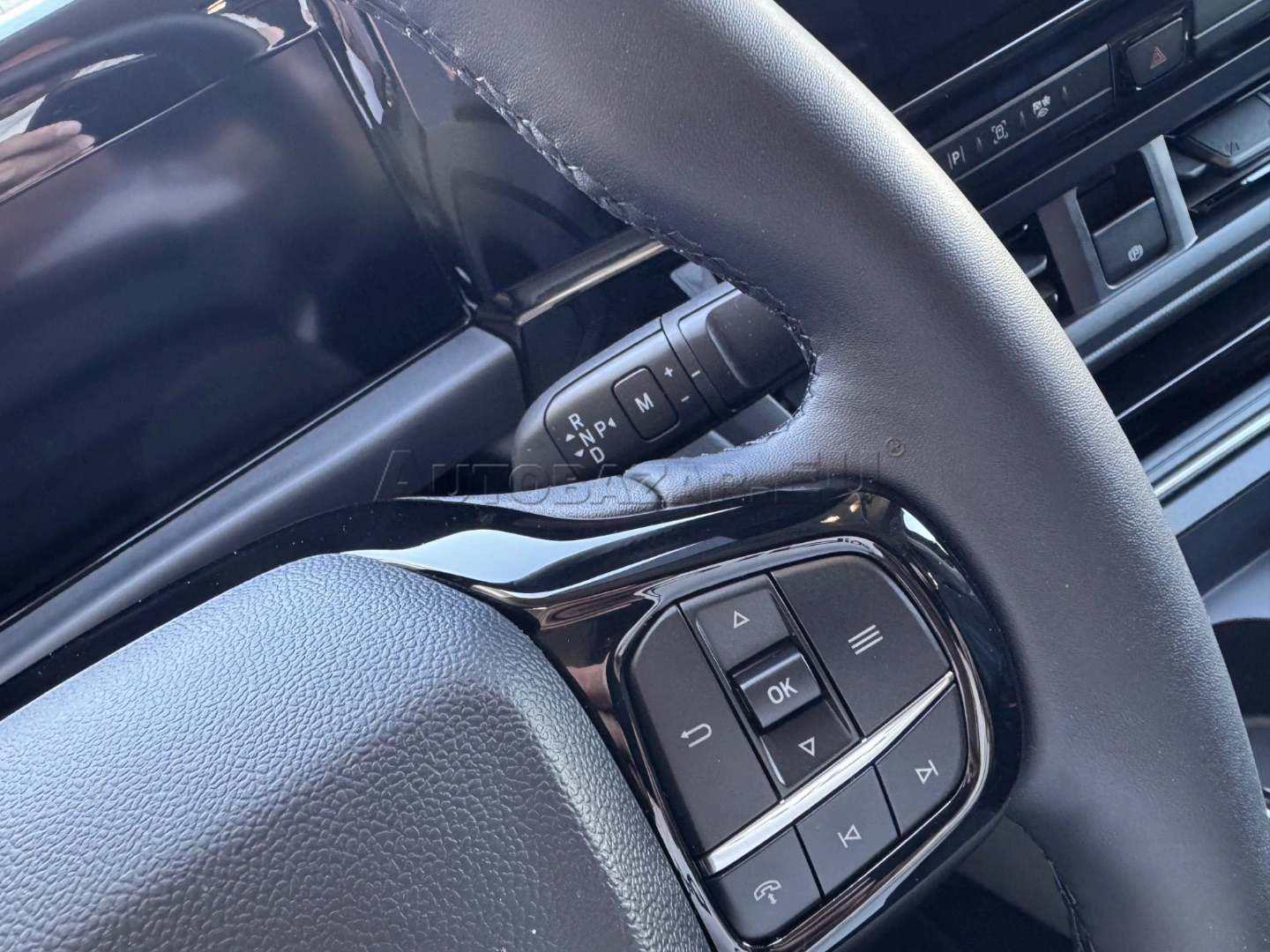 Ford Tourneo Custom 2025 na predaj – fotografia 41