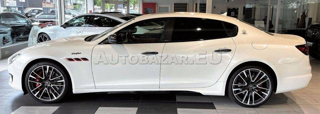 Maserati Quattroporte V8 Trofeo A/T