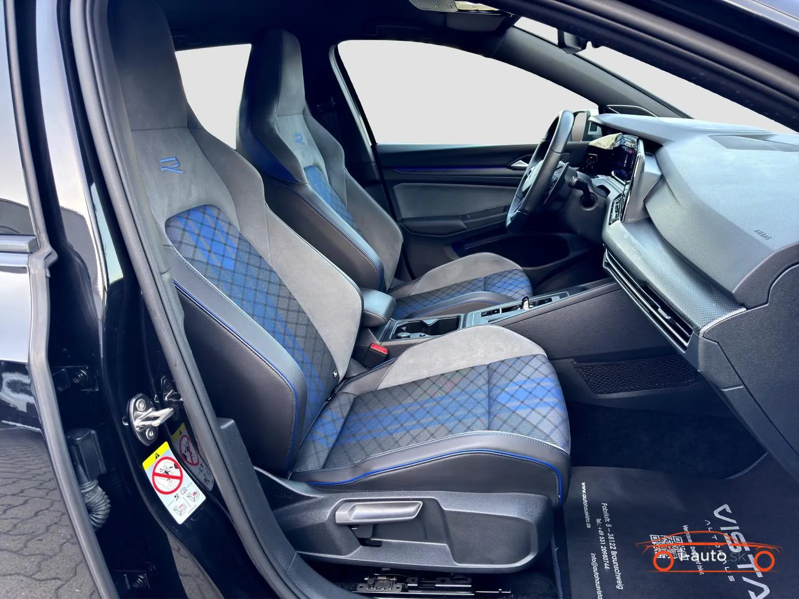 Volkswagen Golf 2022 na predaj – fotografia 13