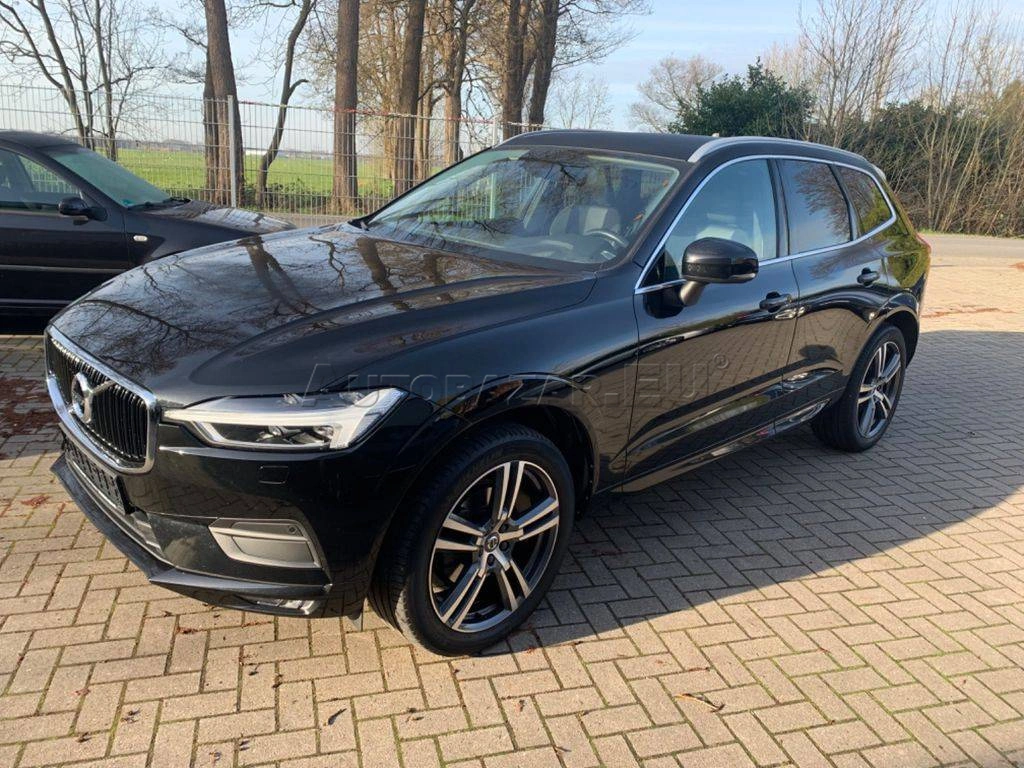 Volvo XC60 D4 Momentum Pro A/T