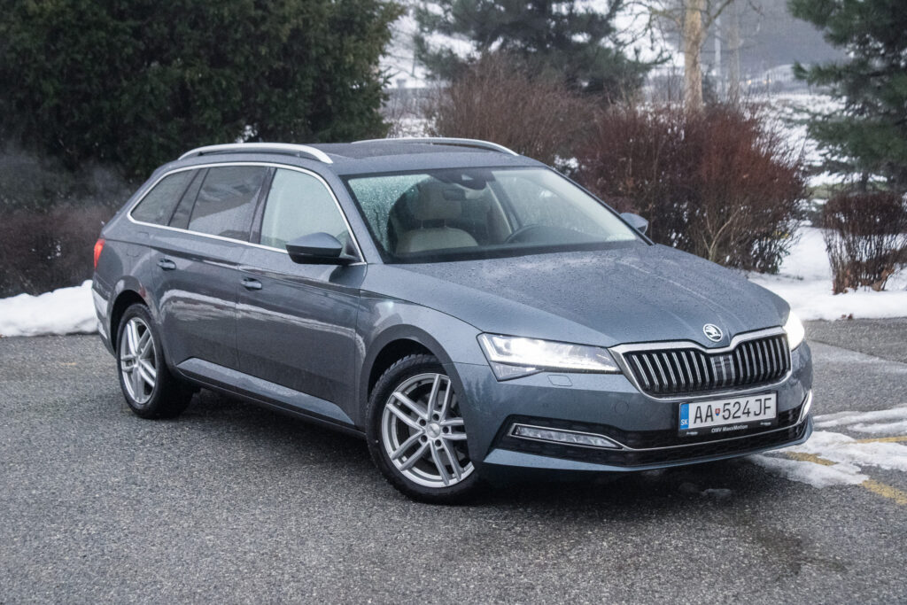 Škoda Superb Combi