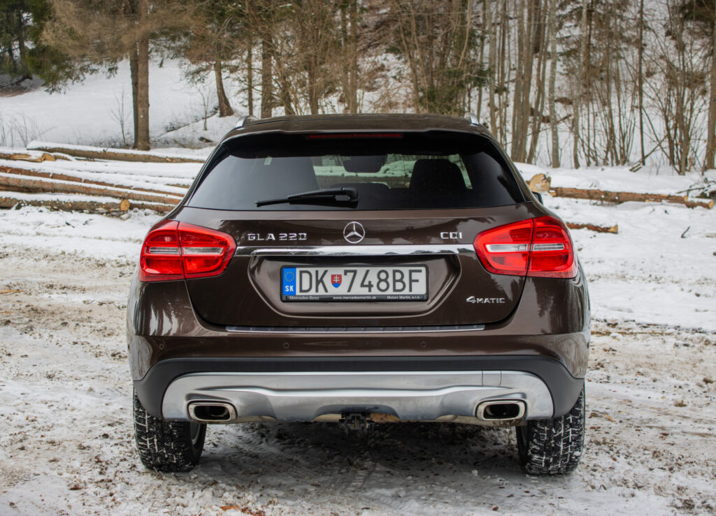 Mercedes-Benz GLA trieda