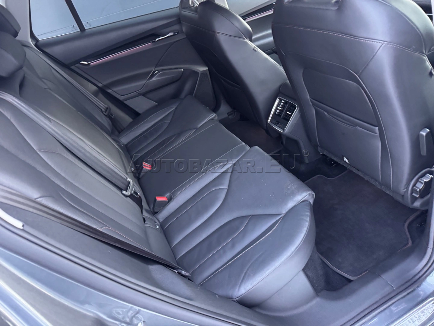 Škoda Enyaq 2022 na predaj – fotografia 13