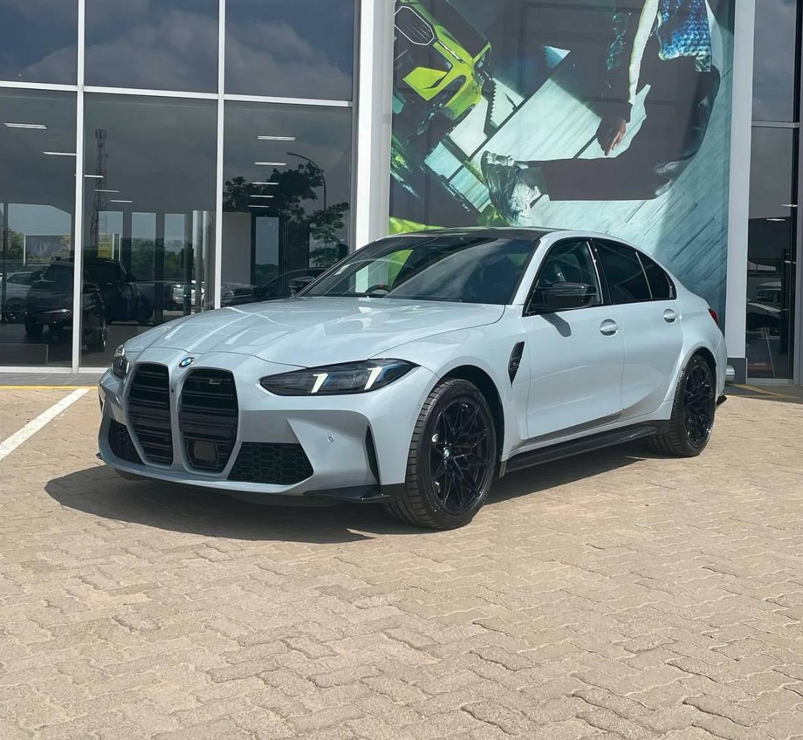 BMW M3 Competition xDrive – Carbon - SPORT SEDADLÁ - 83.500€ NETTO