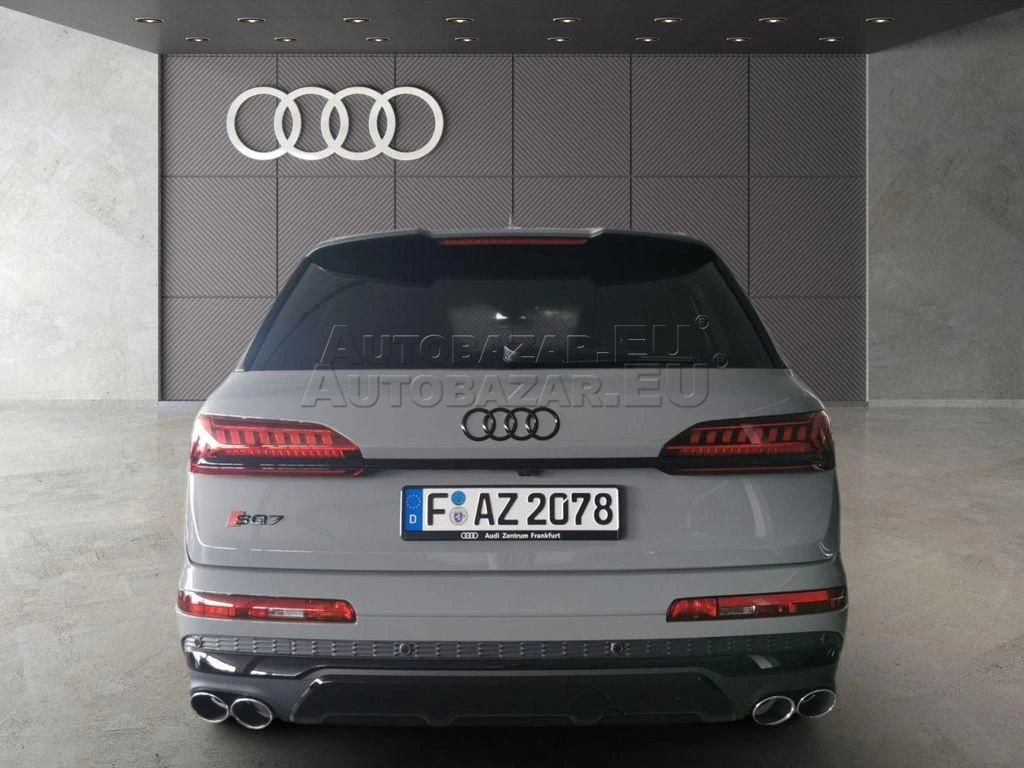 Audi SQ7 TFSI quattro tiptronic