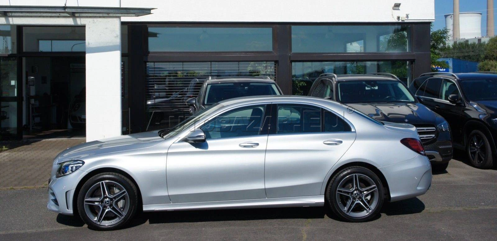 Mercedes-Benz C trieda Sedan 300 4MATIC A/T