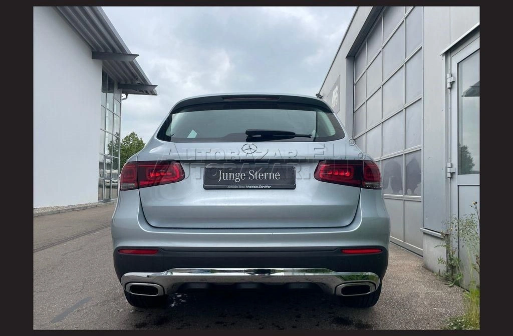 Mercedes GLC 200 4MATIC A/T