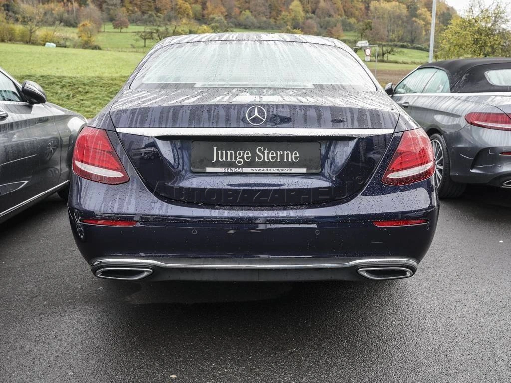 Mercedes-Benz E trieda Sedan 300 d A/T