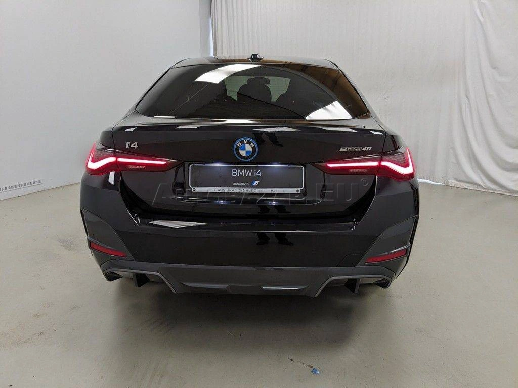 BMW i4 eDrive40