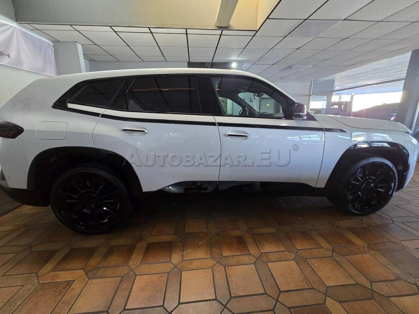 BMW XM 50e/ / TOP STAV / Plug-in/ 99 000€ NETTO/