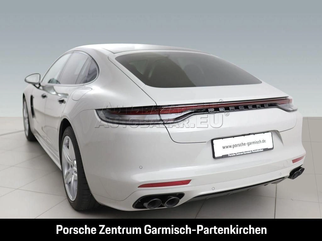 Porsche Panamera 4 E-Hybrid A/T